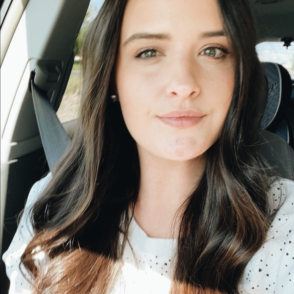 Meet your Posher, Victoria